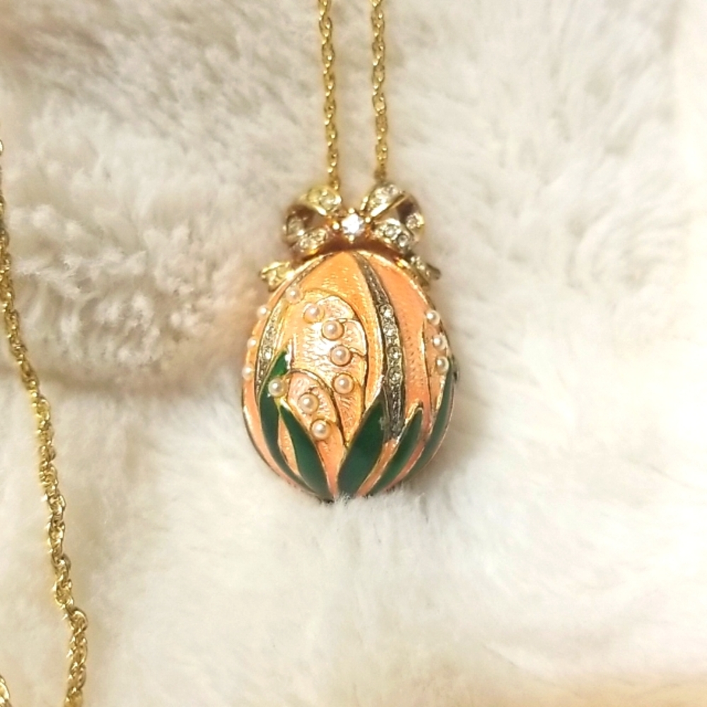 House of Faberge necklace